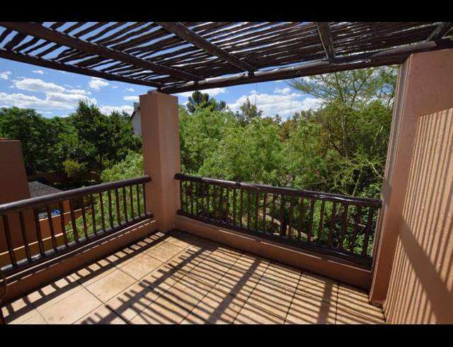 1 BEDROOM APARTMENT FOR SALE IN LONEHILL